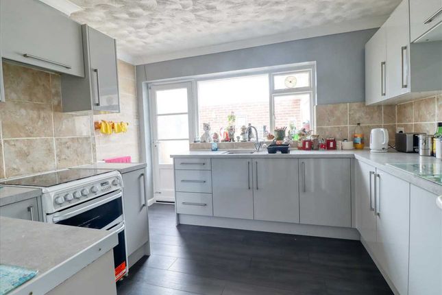 20, Chapman Road, Clacton on Sea photo 3