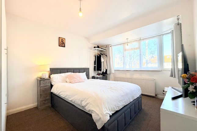 Bittacy Upstairs Flat 4.Jpg