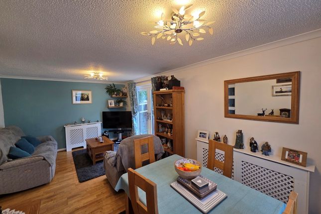 25 Summerhayes, Dawlish photo 3