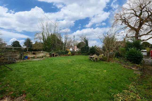 Semi-detached house for sale in Thame Road, Warborough, Wallingford