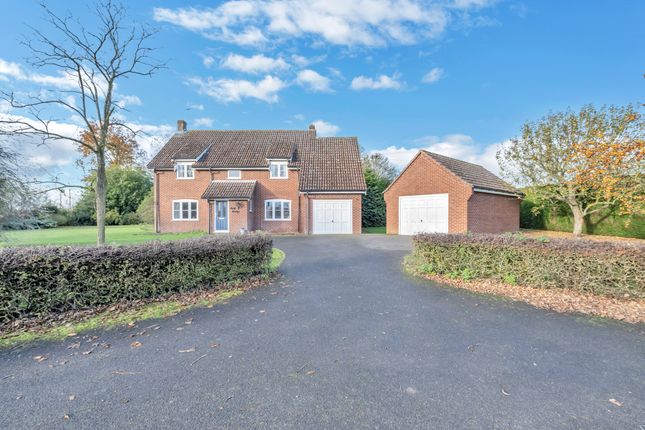 Forge Cottage, Daisy Green, Bury St. Edmunds photo 2