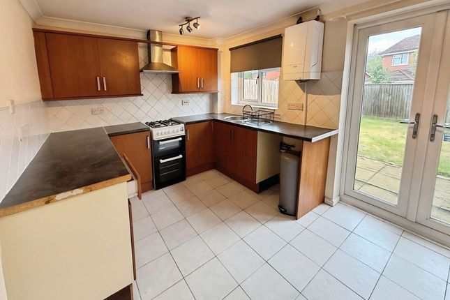 18 The Brambles, Telford photo 2