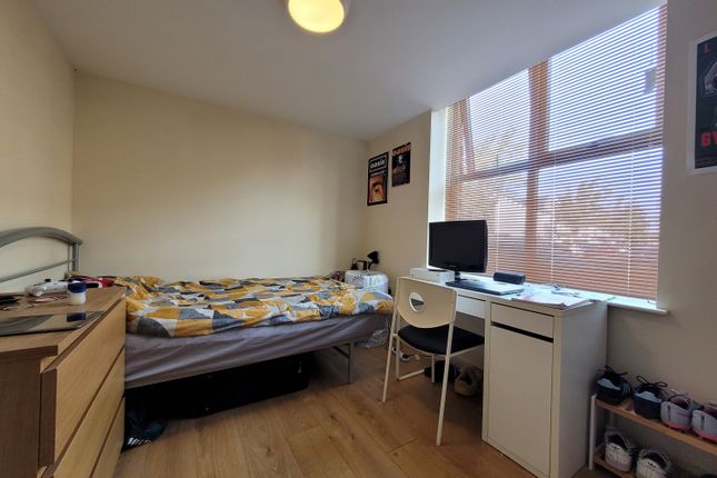7-bed terraced on 7, Mundy Place(*), Cardiff, £4,025/mo