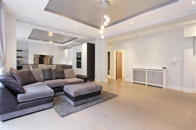 Flat to rent in Chiltern St, Marylebone