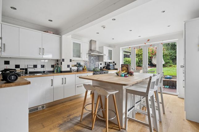 Winter Hill View, 27 The Ridgeway, Marlow photo 3