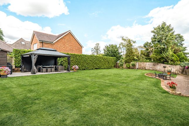 7, Ashdown Close, Berkshire photo 4