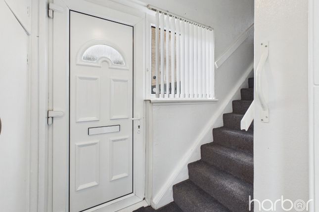 15 Gilbertfield Place, Ruchazie, City of Glasgow photo 2