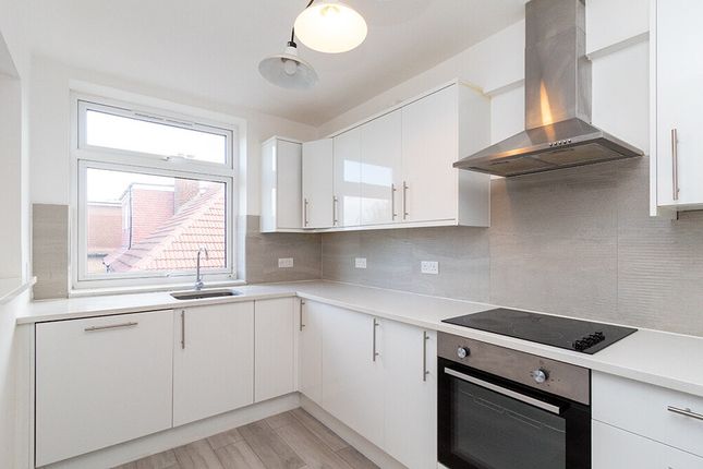 Magnolia Court, Flat 6, 248 Nether Street, London photo 2