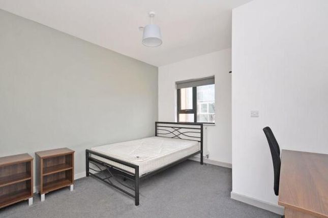 Room 5 28, Dun Street, Sheffield photo 3