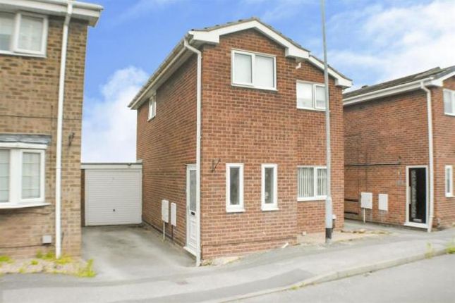 3 bed detached house to rent in Douglas Road, Forest Town, Mansfield NG19