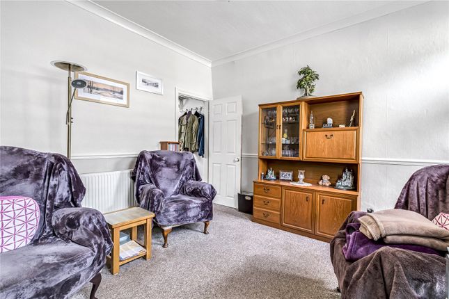 25, John Street, Barnoldswick photo 4