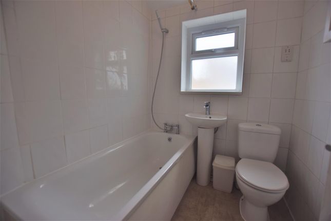 Bathroom.Jpeg