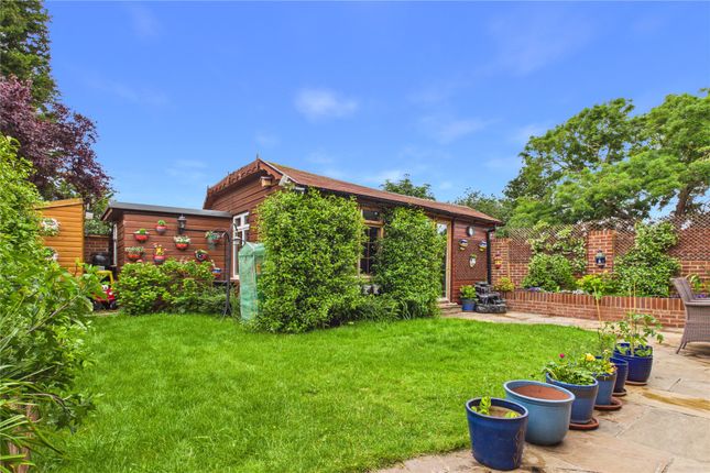 15, Lambfields, Reading photo 4