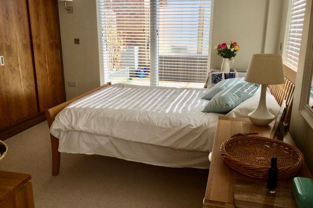 Flat for sale in Hop House, Brewery Square, Dorchester