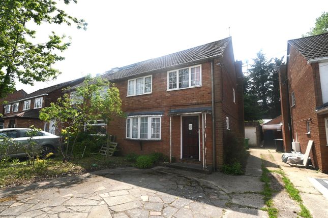 Thumbnail Semi-detached house for sale in Barton Road, Langley, Berkshire