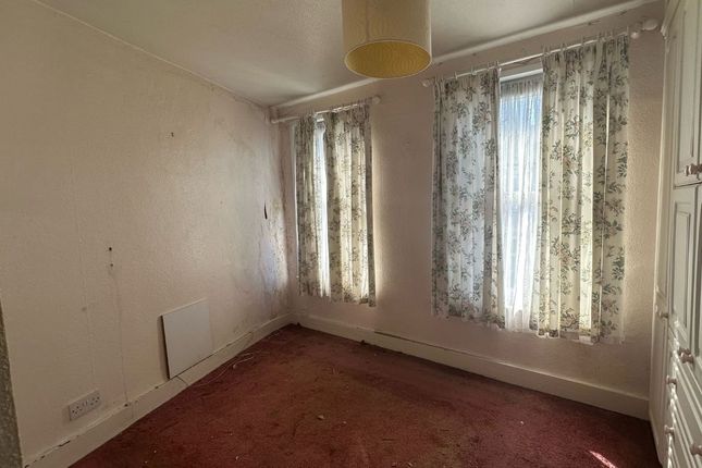 2, Harold Road, Sutton photo 3