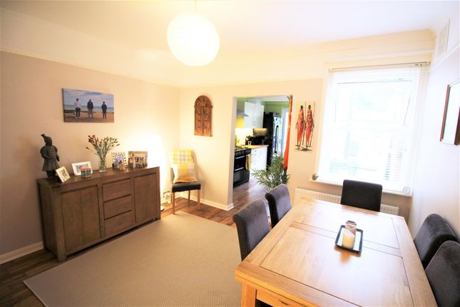49, East Park, Crawley photo 5