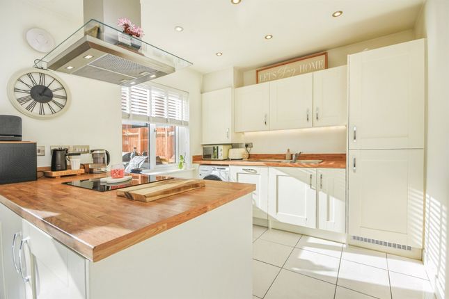 Hurrell Close, Halstead photo 4