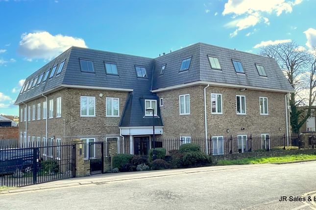 1-bed flat on 12, Bridge House, Station Road, Potters Bar, £315,000