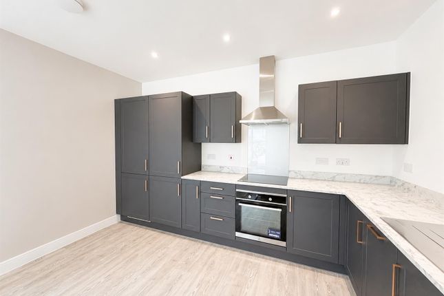 89, Gault Crescent, Cambridge photo 4