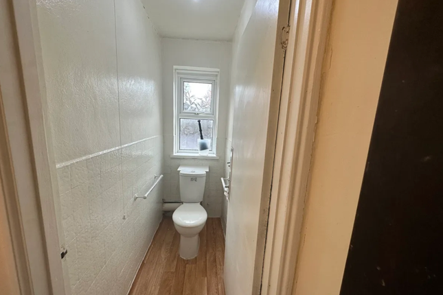 2, Vincent Street, Swansea photo 5