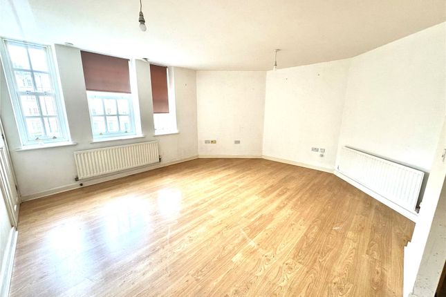 54 Parklands Manor,, Tuke Grove, West Yorkshire photo 4