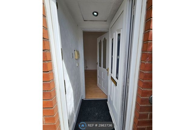 Bolton Road, Kearsley, Bolton photo 2