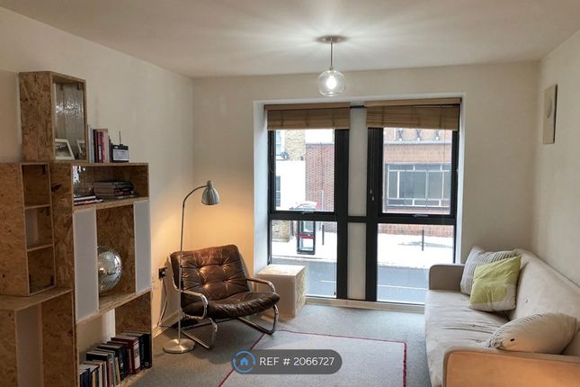 Thumbnail Flat to rent in Balls Pond Road, London