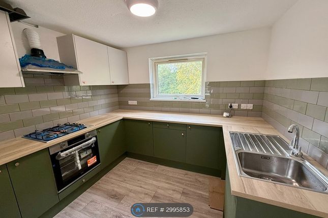 Newstone Crescent, Northampton photo 2
