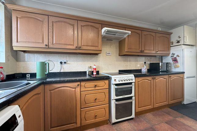4, Waters Lane, Great Yarmouth photo 5