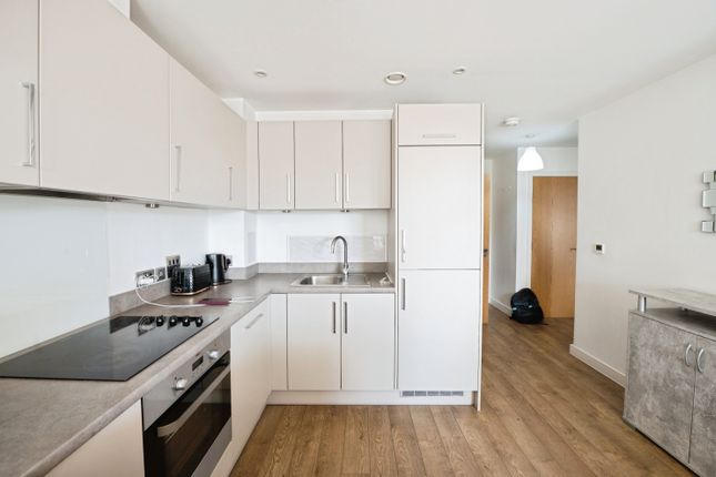 Flat 213/Oculus House 16-48, Cambridge Road, Barking photo 2
