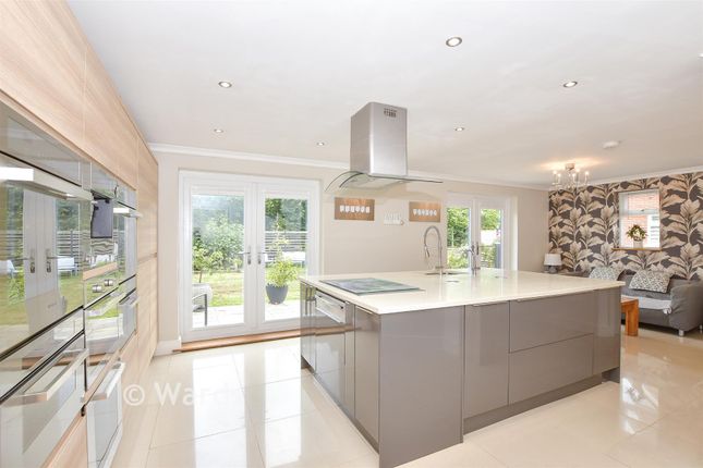 West Barn, Heath Road, Maidstone photo 4