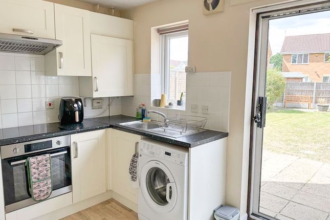 22, Macgregor Drive, Wickford photo 3