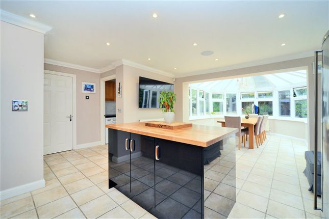 32, Water Mead, Coulsdon photo 4
