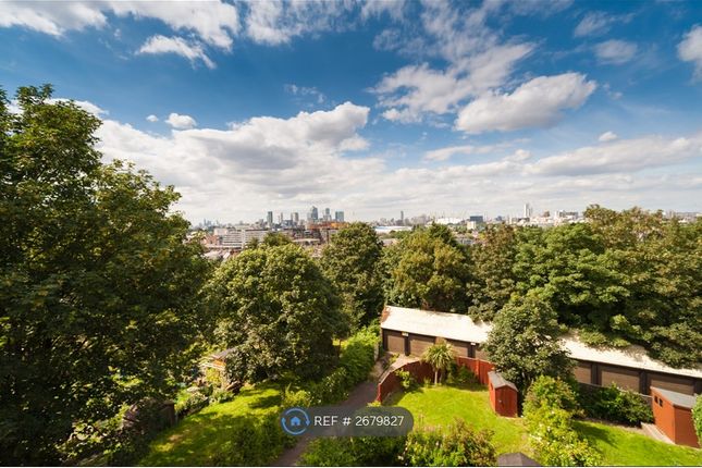 Views Of The City/Canary Wharf