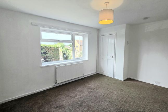 27, Bowley Road, Hailsham photo 4