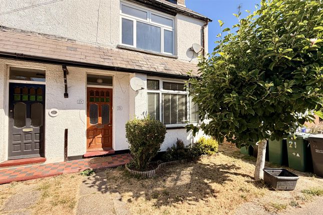 1-bed flat on 23A, Lyme Regis Road, Banstead, £1,350/mo