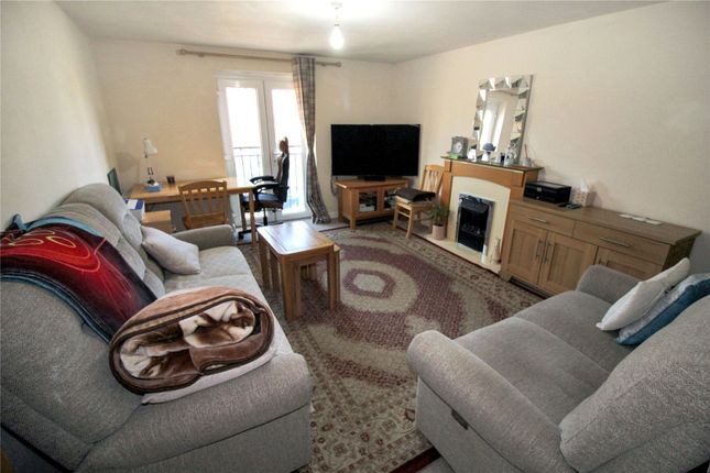 19, Torun Way, Wiltshire photo 2