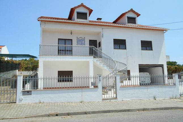 Thumbnail Terraced house for sale in Castelo Branco, Castelo Branco (City), Castelo Branco, Central Portugal
