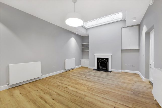Flat 2, 7, Cranley Gardens, South Kensington photo 4