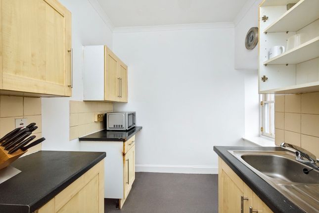 Flat 4, 9, Seacot, Edinburgh photo 4