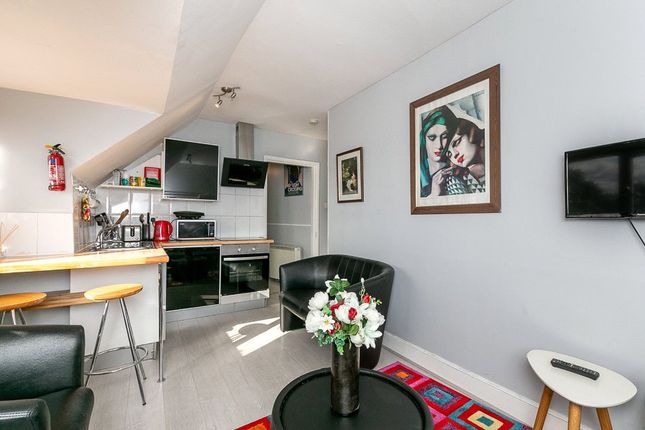 Flat for sale in College Park Close, London