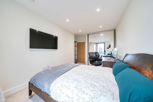 Flat for sale in Corio House, The Grange