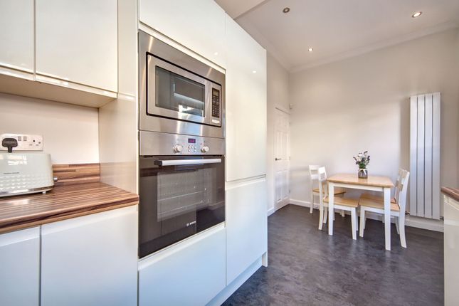 20 Stirling Street, Wigan photo 4