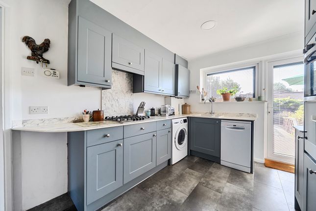 37, Wheatley Way, Gerrards Cross photo 3