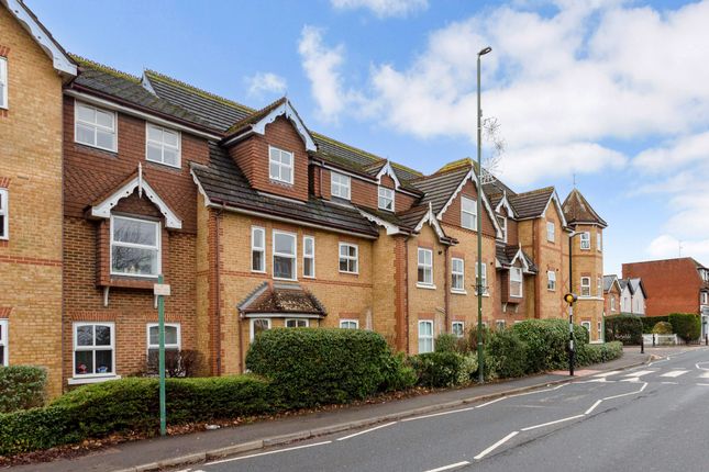 Thumbnail Flat for sale in Sovereign Court, Ascot