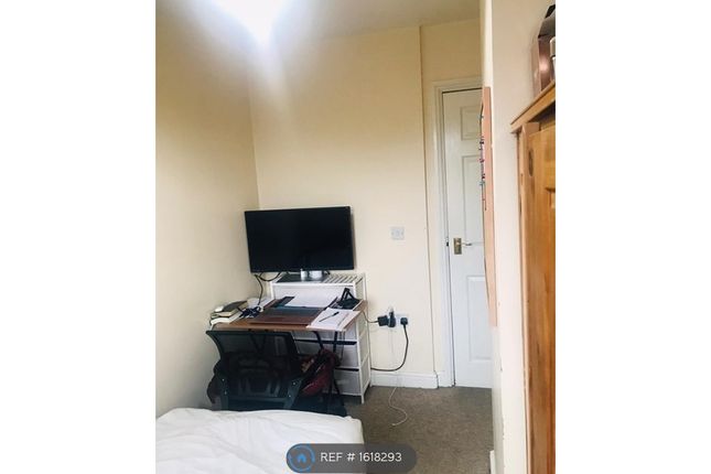 Room to rent in Campion Road, Hatfield