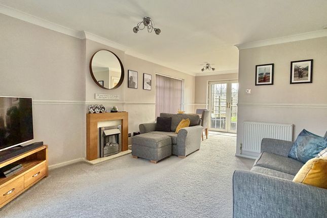 10 Timberley Close, Southampton photo 2
