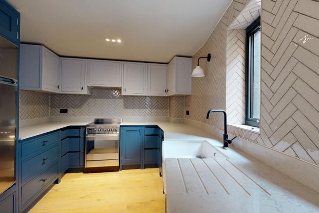 21, Albert Court, Ramsgate photo 2