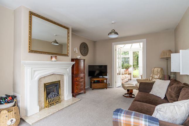 26, Byrd Crescent, Penarth photo 2